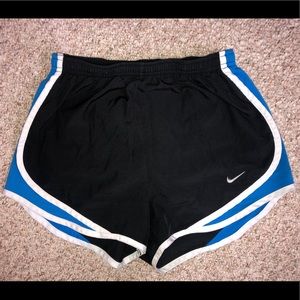 Women’s Nike Running Shorts (XS)
